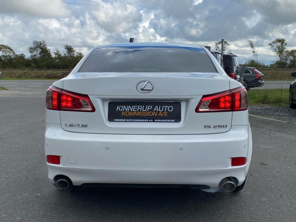 Lexus IS250 2,5 aut. 4d