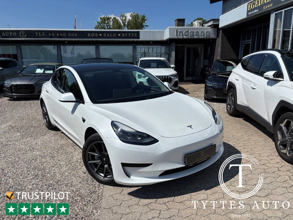 Tesla Model 3 RWD 4d