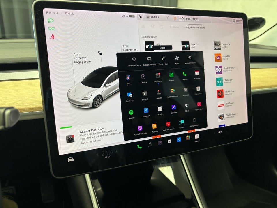 Tesla Model 3 Standard Range+ RWD 4d