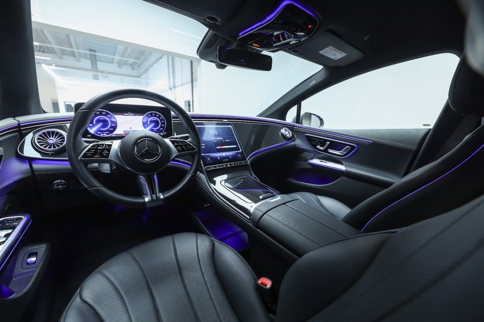 Mercedes EQE350 Electric Art 4d