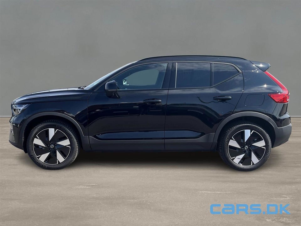 Volvo XC40 ReCharge Extended Range Plus 5d