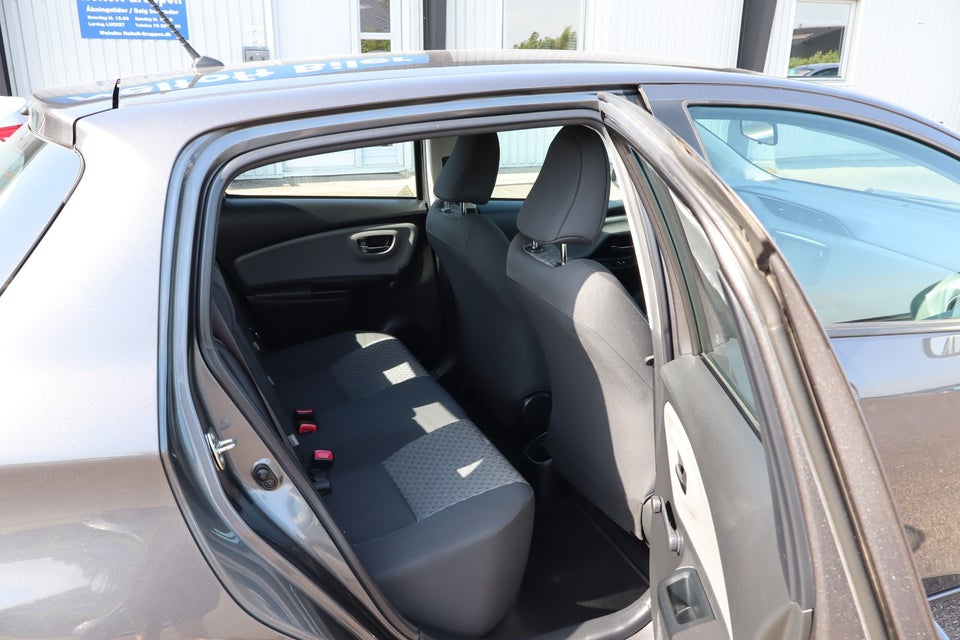 Toyota Yaris 1,3 VVT-i T2 Premium Luksus 5d
