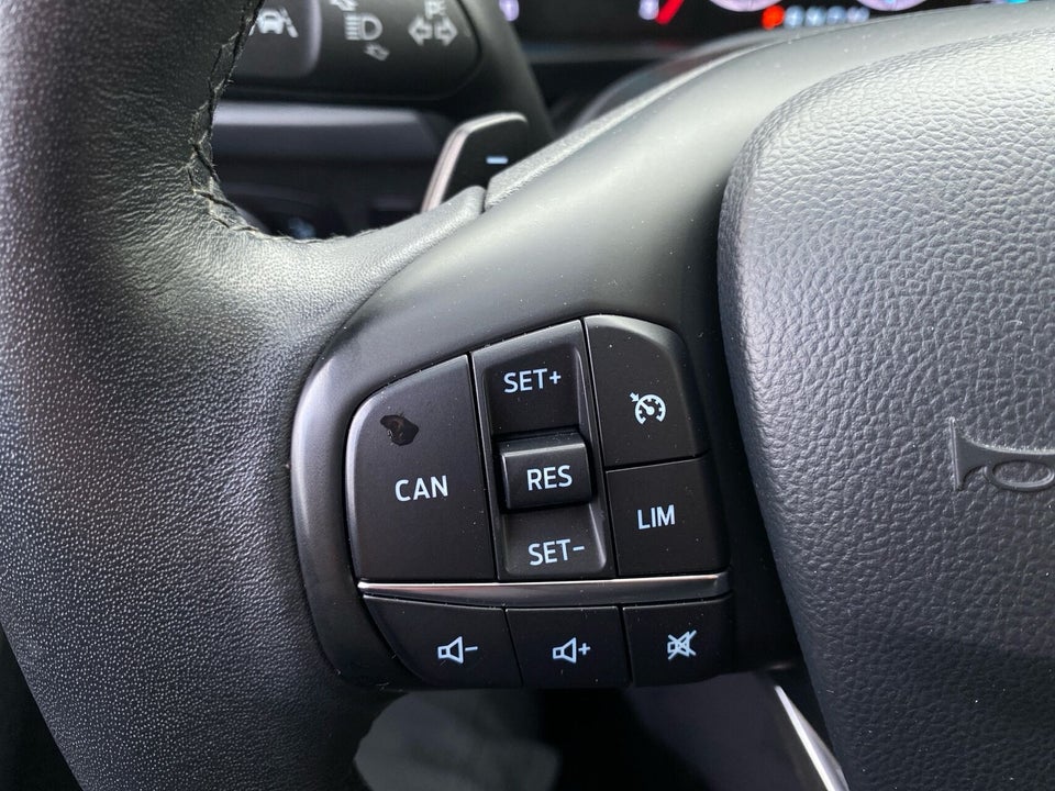 Ford Focus 1,0 EcoBoost Titanium stc. aut. 5d