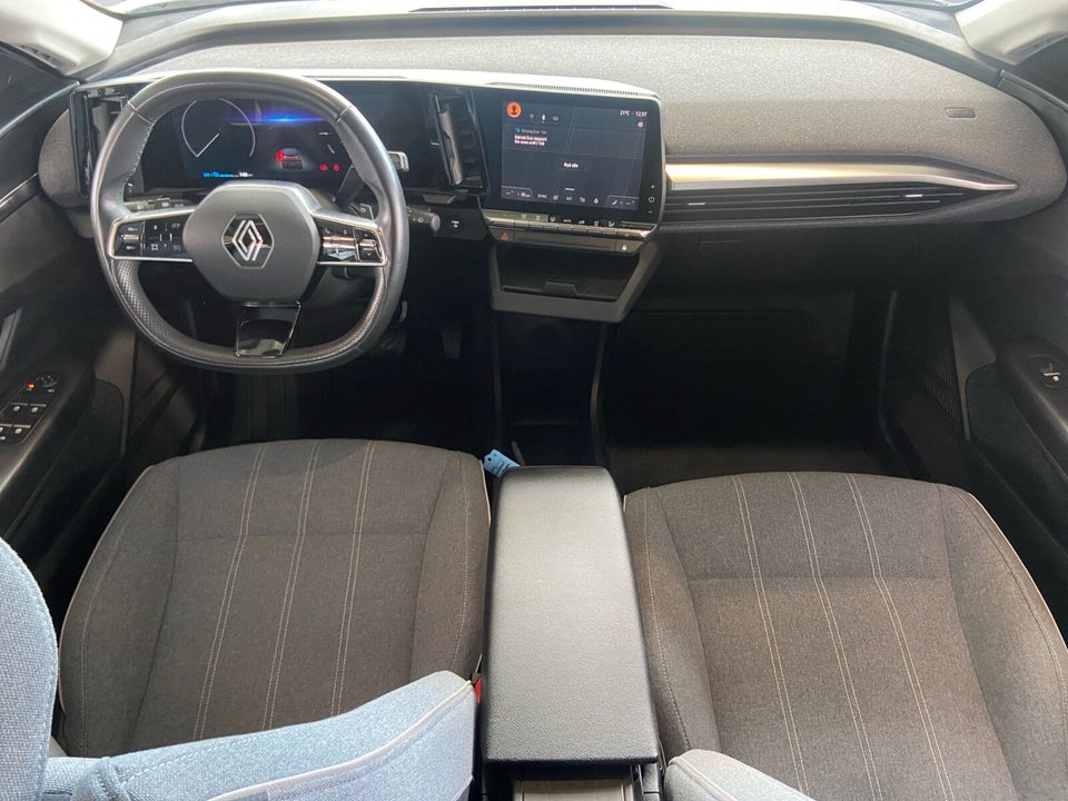 Renault Megane E-Tech 40 Equilibre 5d