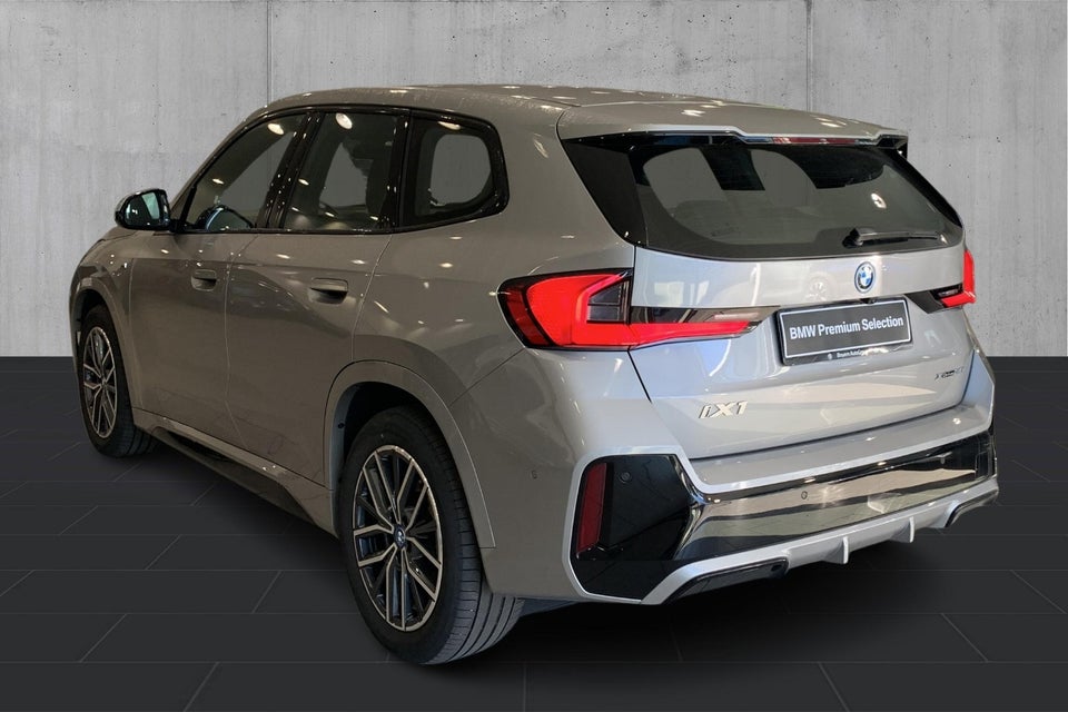 BMW iX1 xDrive30 M-Sport 5d