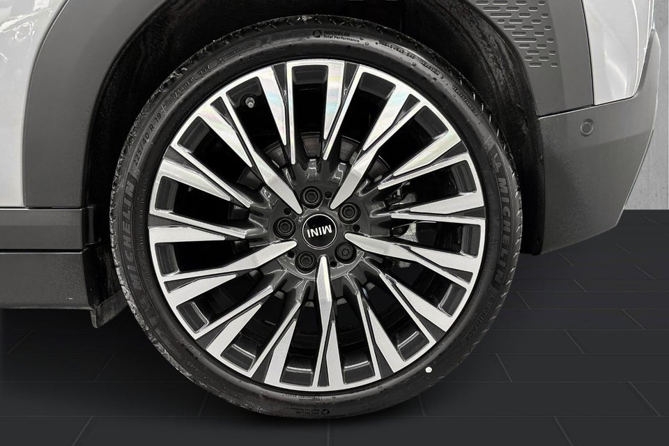 MINI Aceman SE Favoured Trim XL 5d