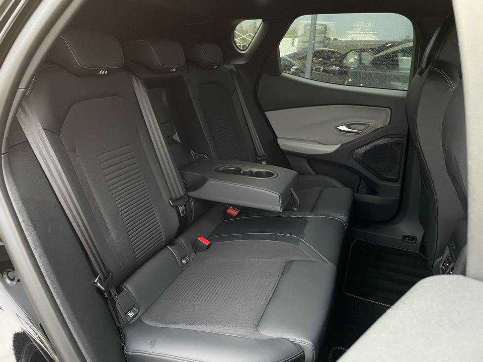 Ford Capri 77 Select Extended Range 5d