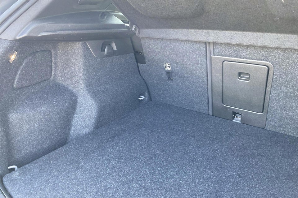 Volvo XC40 ReCharge Start 5d