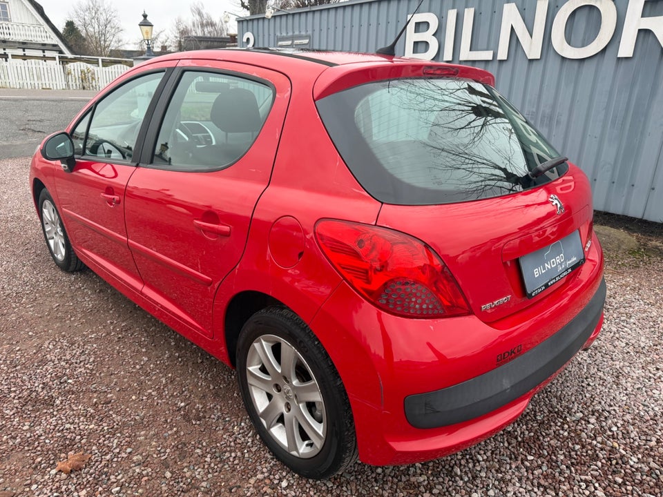 Peugeot 207 1,6 VTi S16 5d