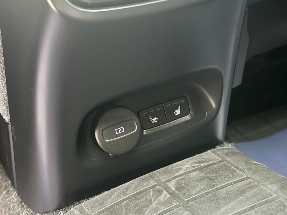 Volvo XC40 ReCharge Extended Range Ultimate 5d