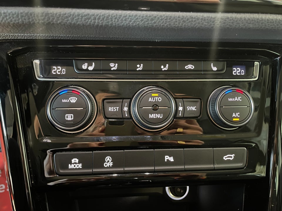 VW Touran 1,4 TSi 150 Highline DSG 7prs 5d