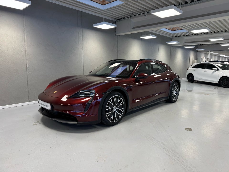Porsche Taycan 4 Performance+ Cross Turismo 5d