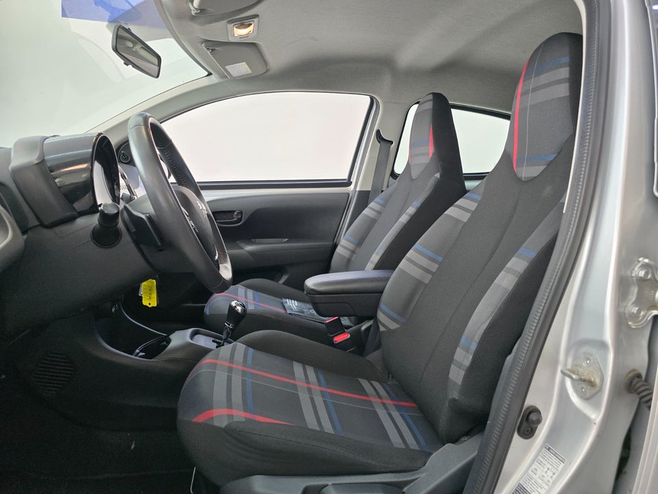 Peugeot 108 1,0 VTi 69 Active ESG 5d