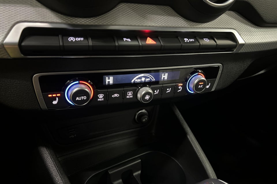 Audi Q2 35 TFSi Prestige S-tr. 5d