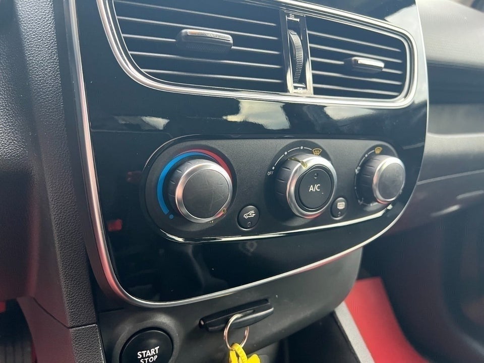 Renault Clio IV 0,9 TCe 90 Zen 5d