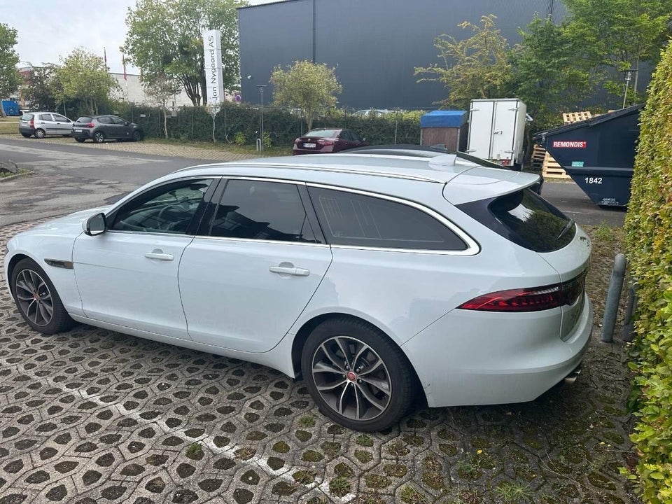 Jaguar XF 2,0 D180 Drivers Edition Sportbrake aut. 5d