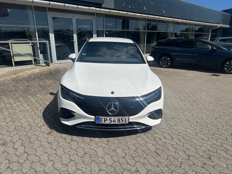Mercedes EQE350 Electric Art 4d