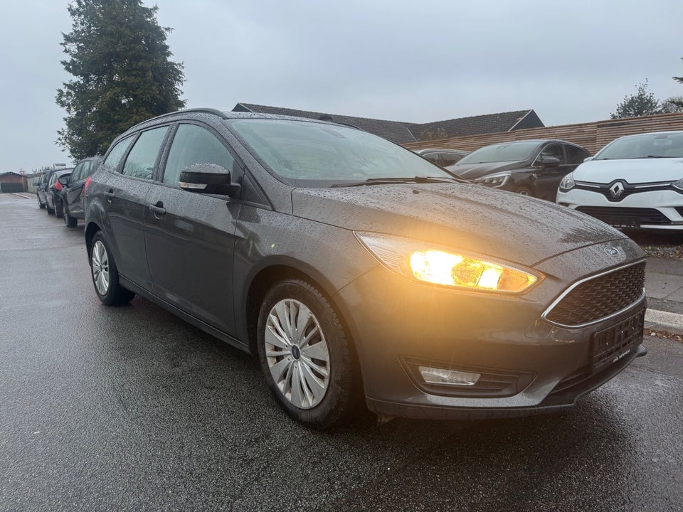 Ford Focus 1,0 SCTi 100 Titanium stc. 5d