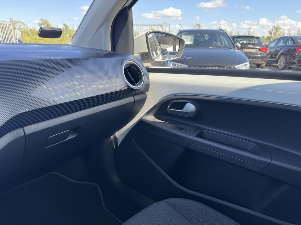 VW Up! 1,0 MPi 65 Move Up! 5d