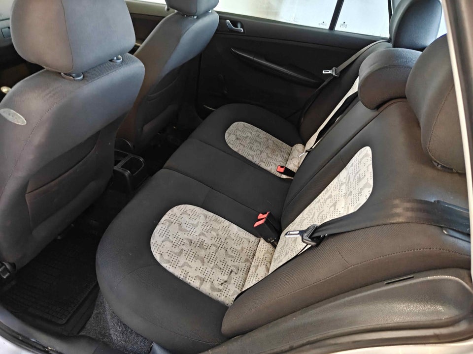 Skoda Fabia 1,2 12V Comfort Combi 5d