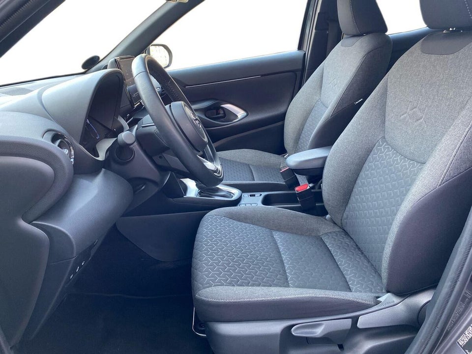 Toyota Yaris Cross 1,5 Hybrid Style Tech+ e-CVT 5d