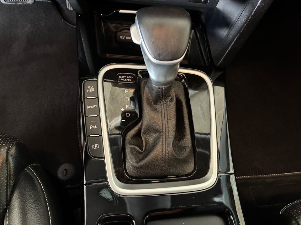 Kia Ceed 1,6 PHEV Upgrade Premium SW DCT 5d