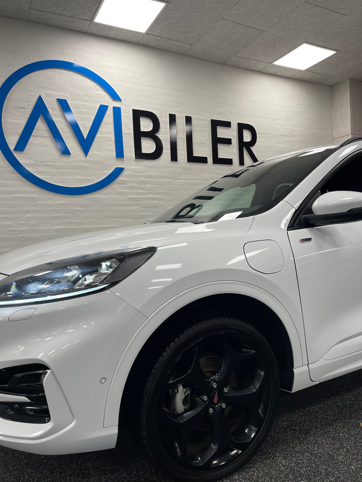 Ford Kuga 2,5 PHEV ST-Line X CVT 5d