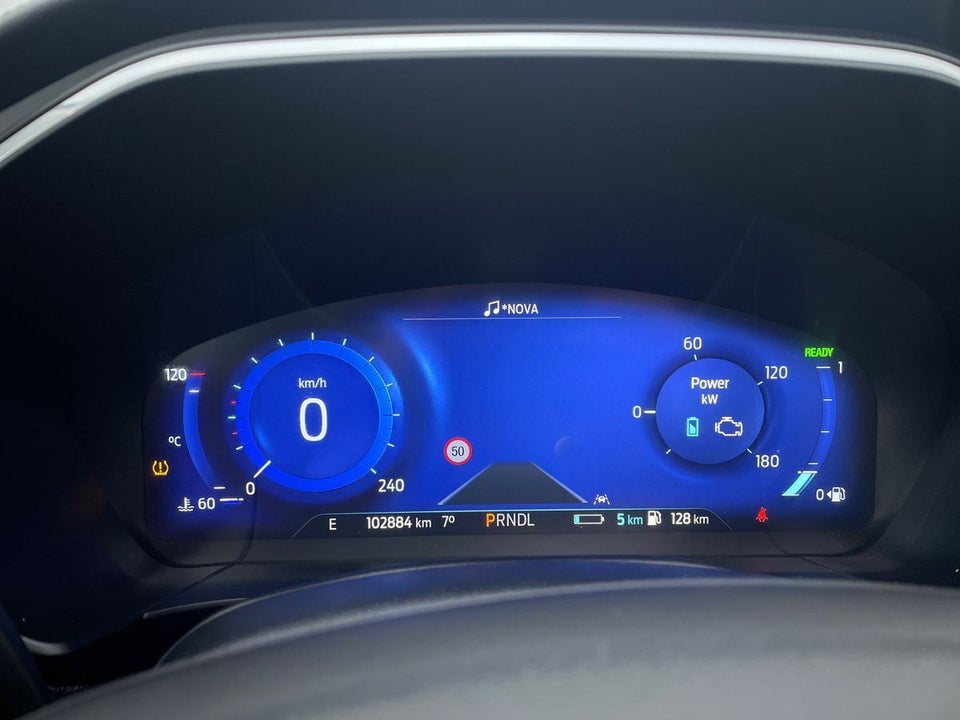 Ford Kuga 2,5 PHEV Vignale CVT 5d