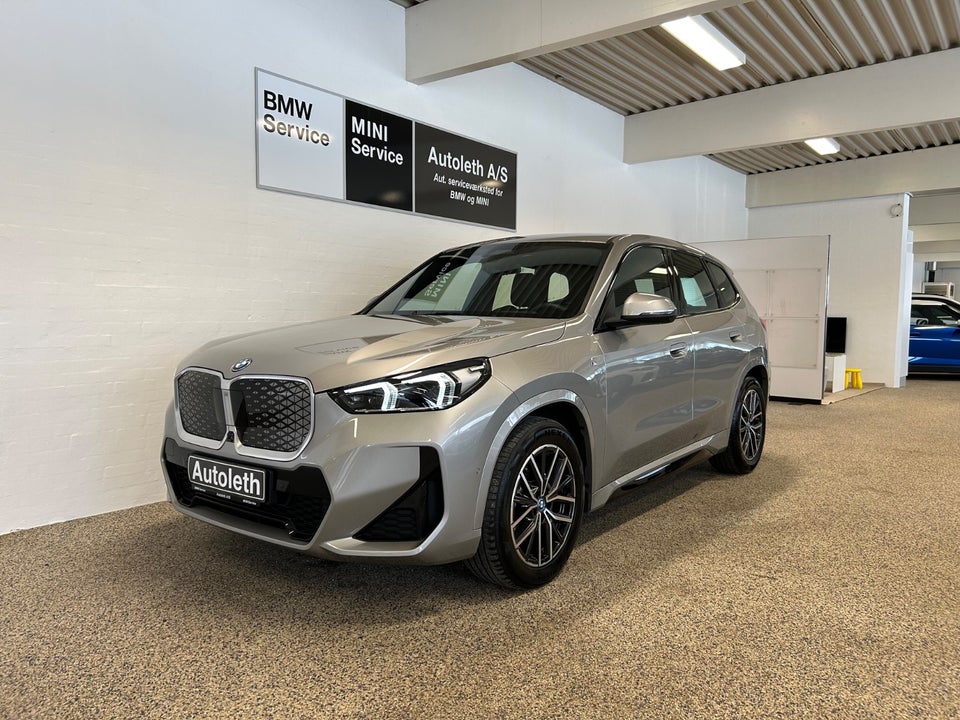BMW iX1 xDrive30 Fully Charged M-Sport 5d
