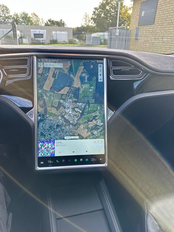 Tesla Model S 85D 5d