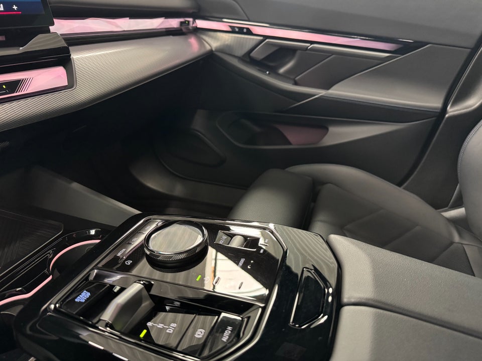 BMW i5 eDrive40 M-Sport 4d