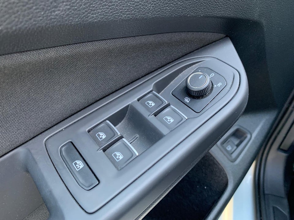 VW Golf VIII 1,4 GTE DSG 5d