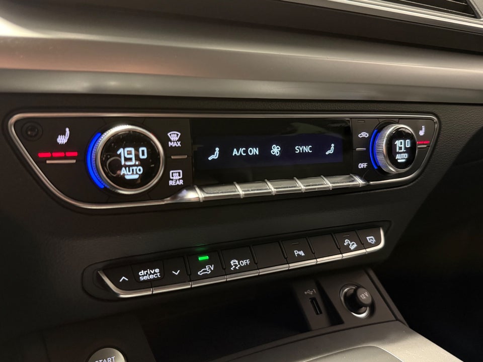 Audi Q5 50 TFSi e Advanced quattro S-tr. 5d