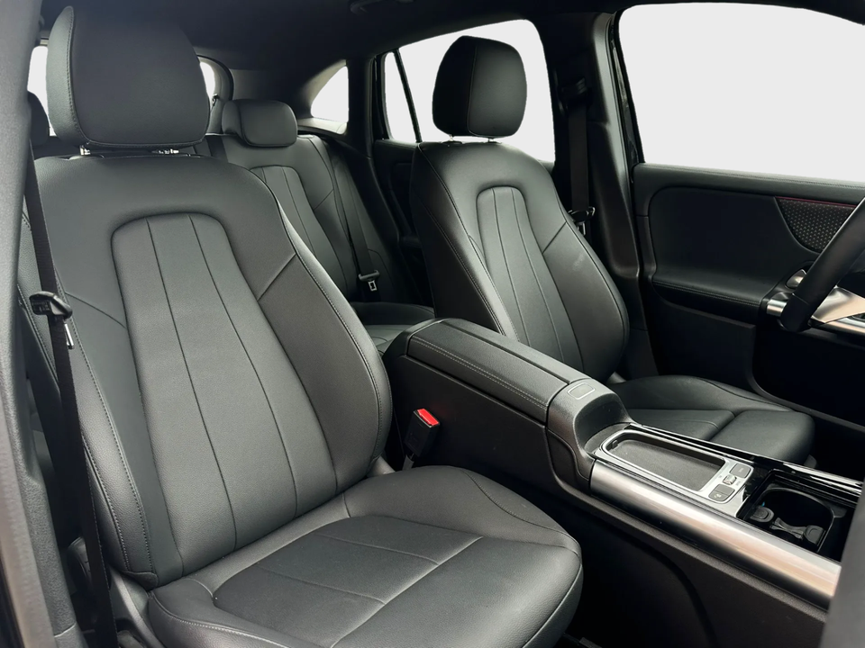 Mercedes EQA250+ Progressive 5d