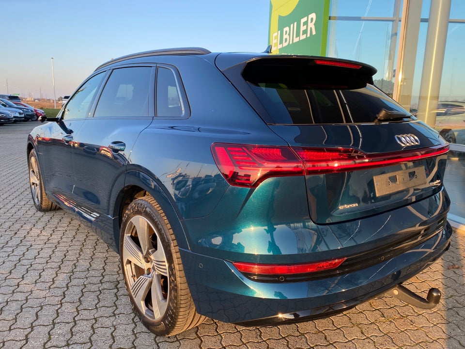 Audi e-tron 55 S-line quattro 5d