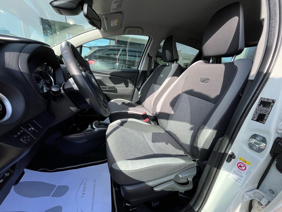 Toyota Yaris 1,5 Hybrid H3 Y20 e-CVT 5d