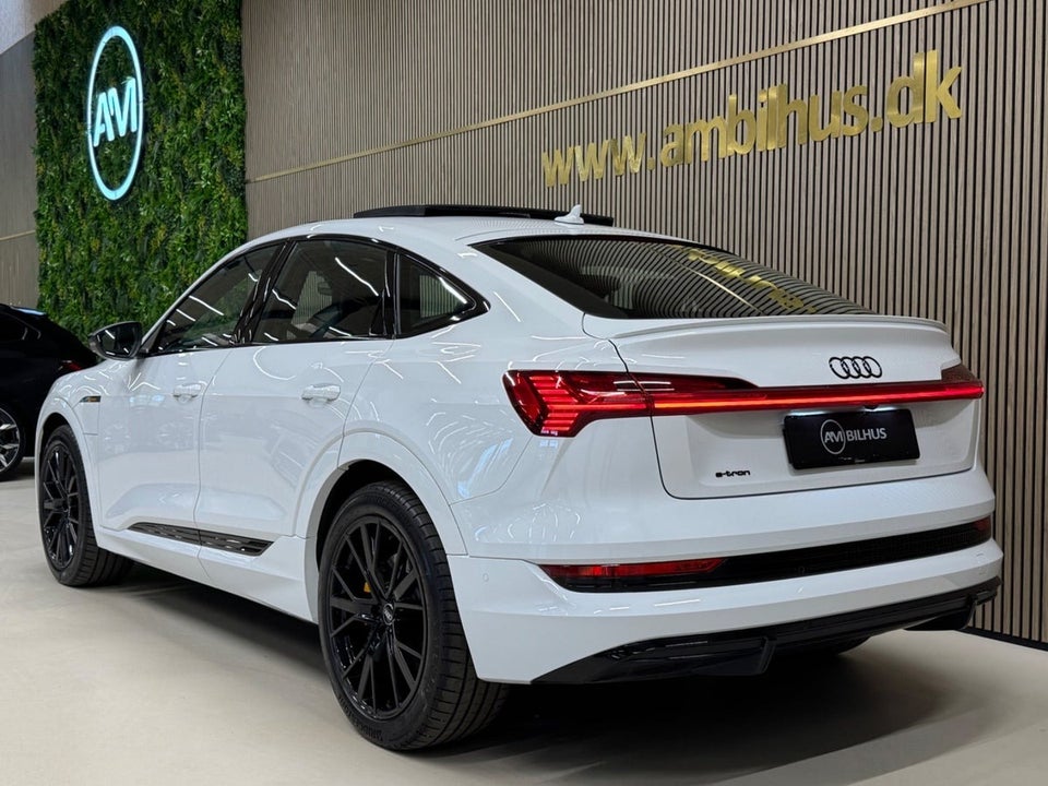 Audi e-tron 55 S-line Sportback quattro 5d