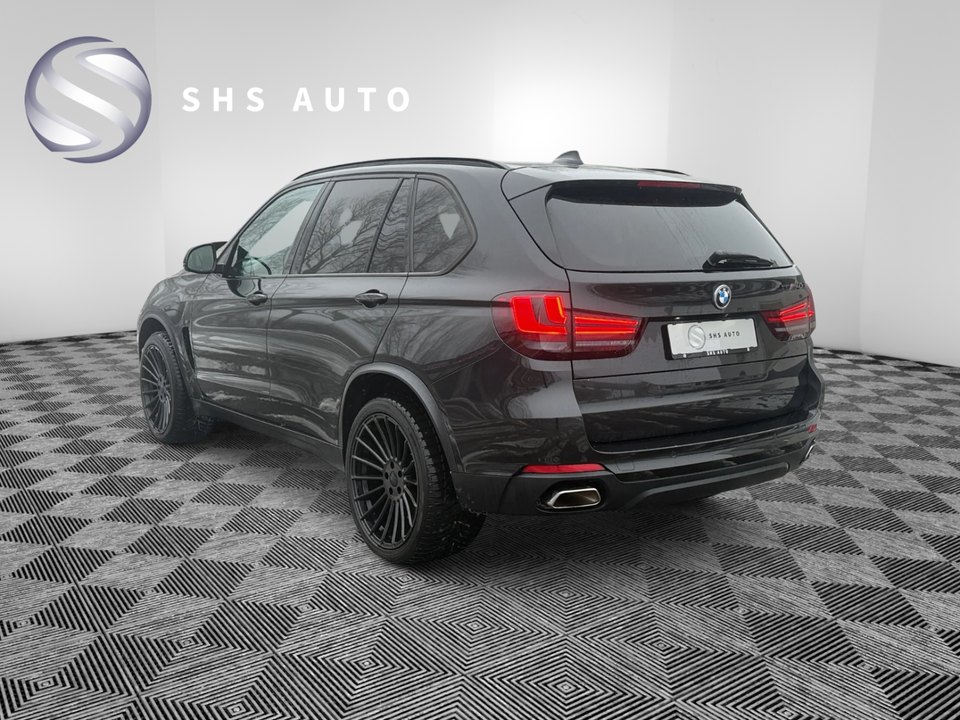 BMW X5 3,0 xDrive40d aut. Van 5d