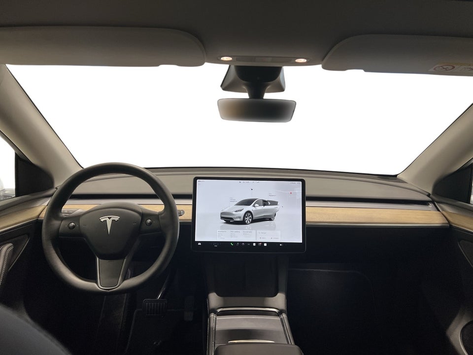 Tesla Model Y Long Range AWD 5d