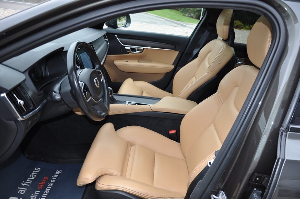 Volvo V90 CC 2,0 D4 190 Pro aut. AWD 5d