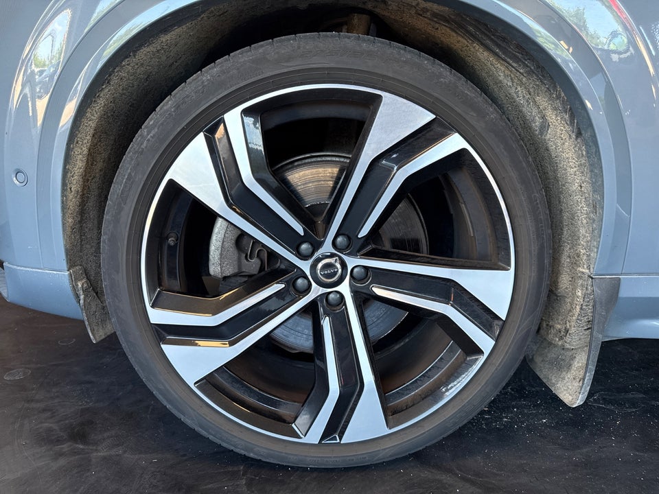 Volvo XC90 2,0 T8 ReCharge Ultimate Dark aut. AWD 7prs 5d