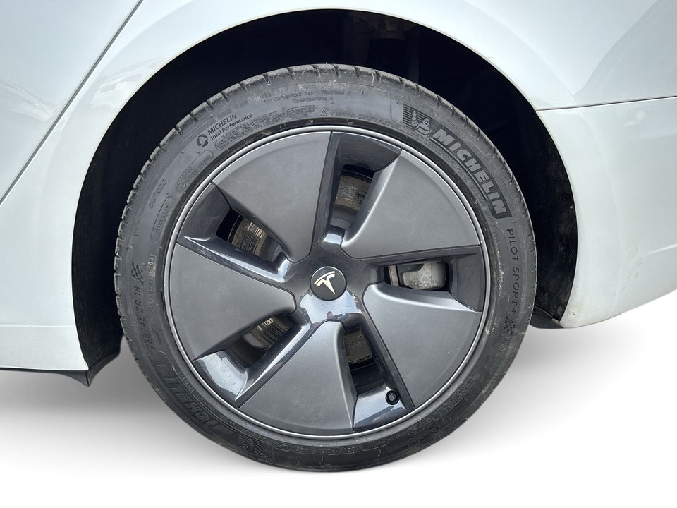 Tesla Model 3 RWD 4d