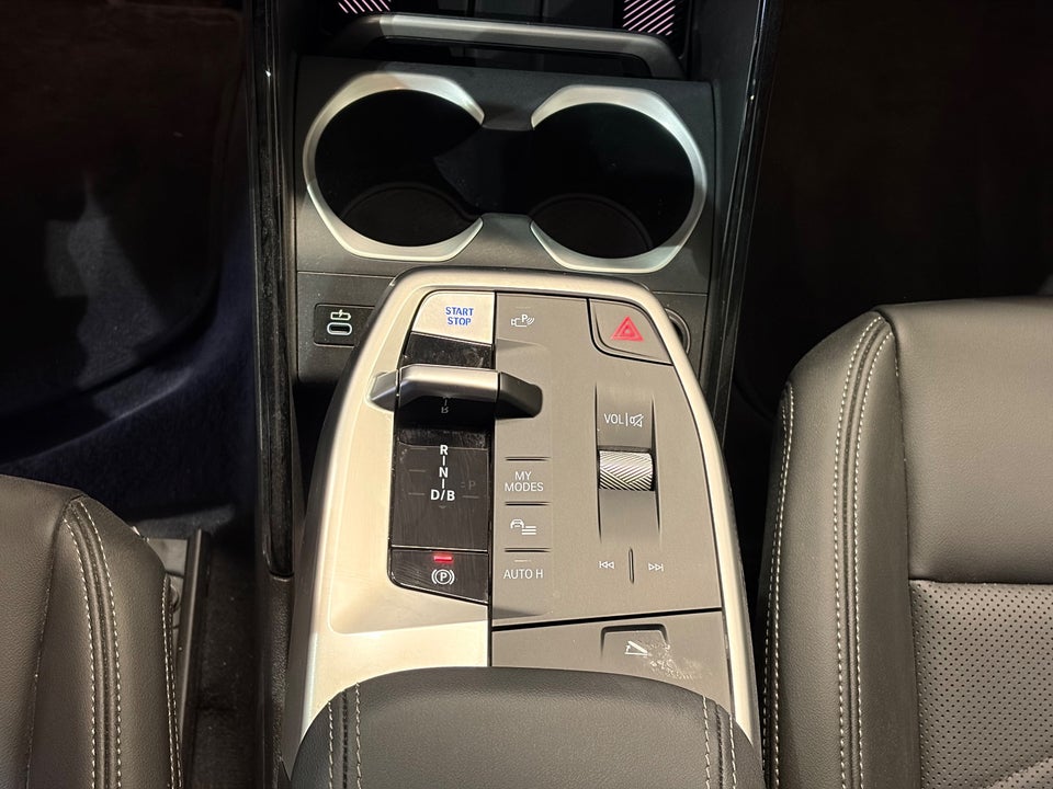 BMW iX1 xDrive30 X-Line 5d