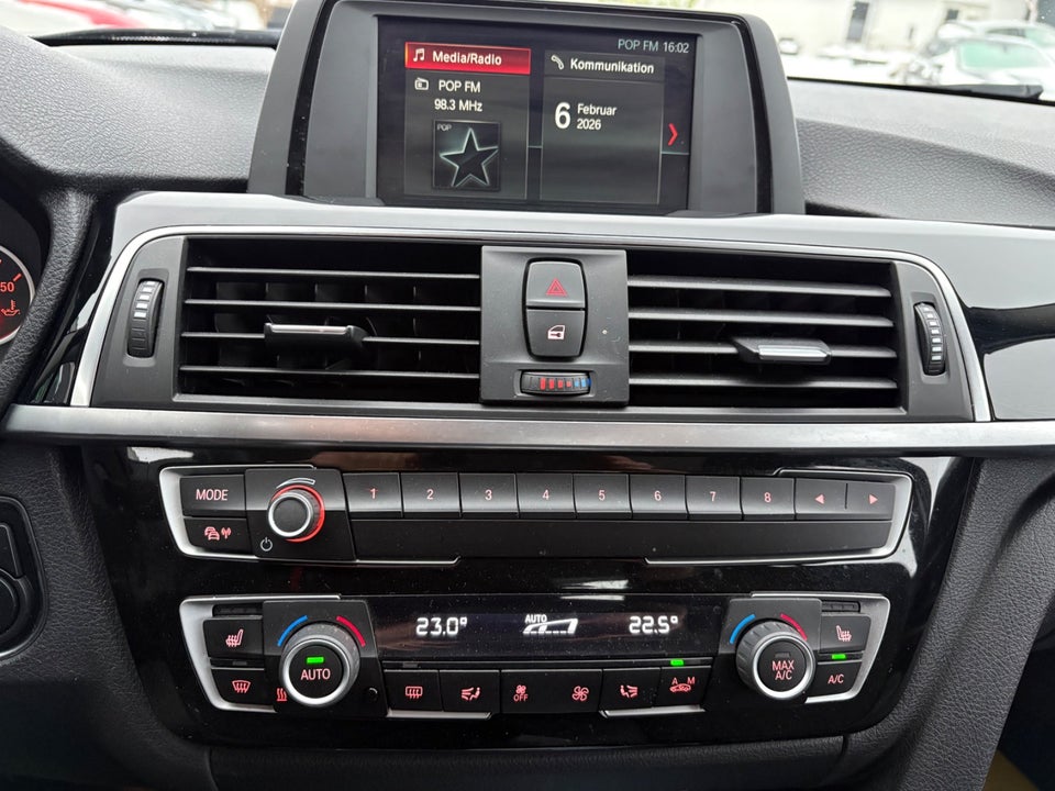 BMW 320d 2,0 Touring aut. 5d