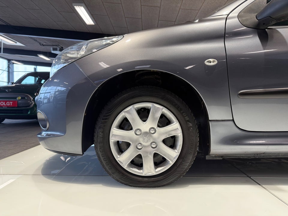 Peugeot 206+ 1,4 Generation 5d