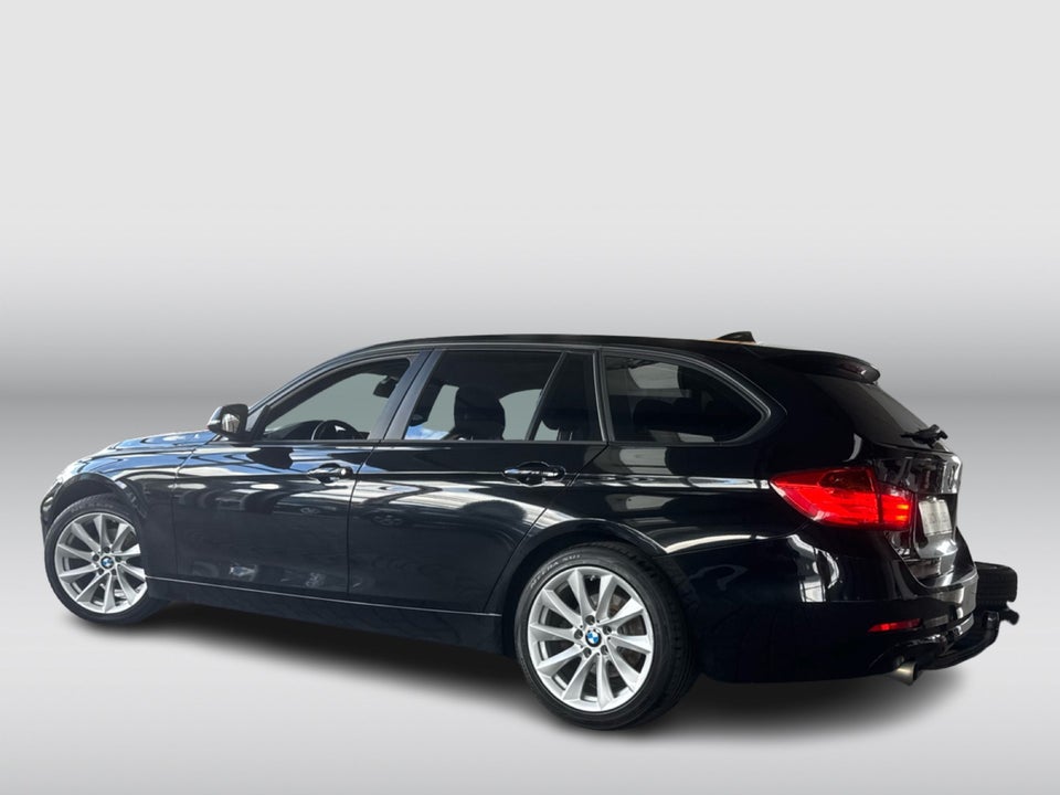 BMW 320d 2,0 Touring aut. 5d