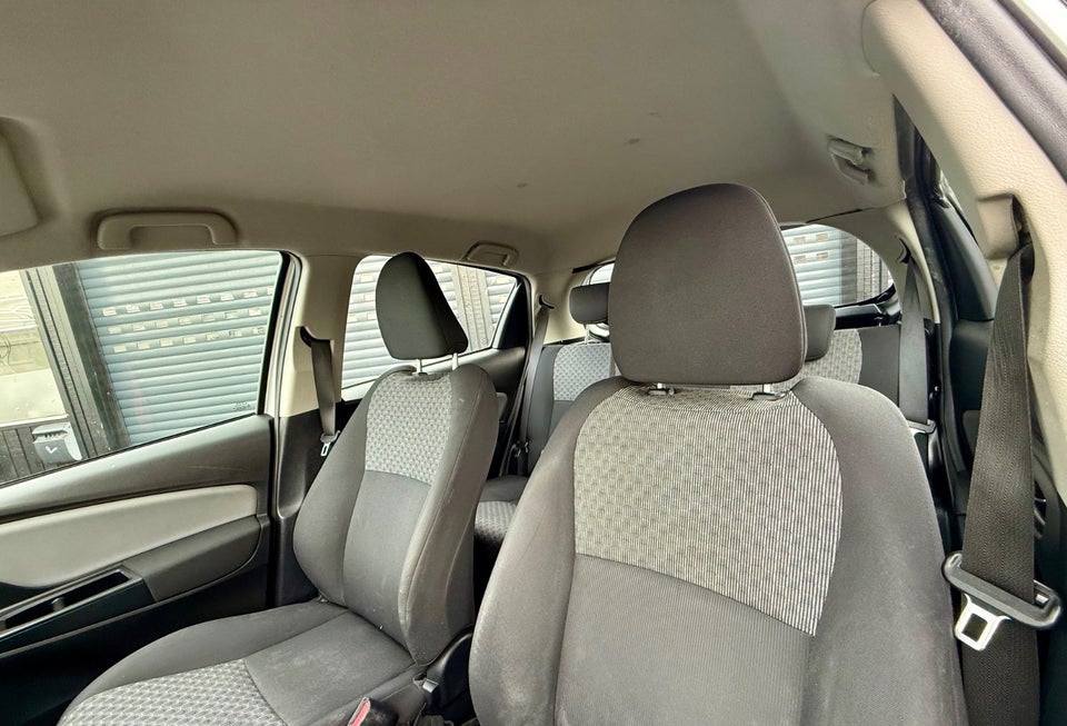 Toyota Yaris 1,0 VVT-i T1 Style 5d