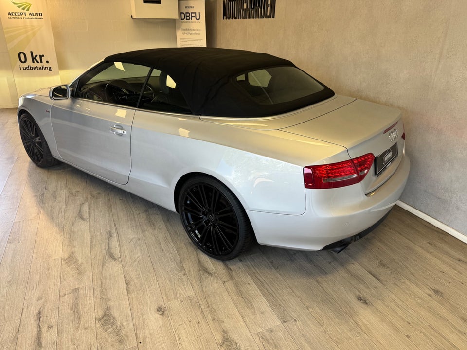 Audi A5 2,0 TFSi 211 Cabriolet quattro S-tr. 2d