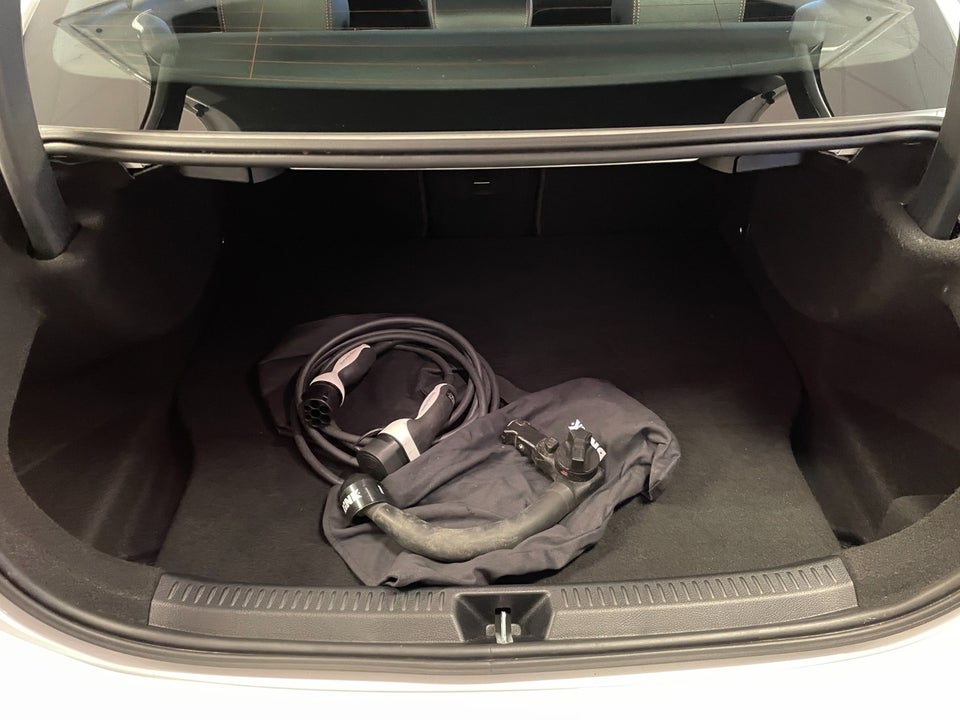 Mercedes A250 e 1,3 AMG Line aut. 4d