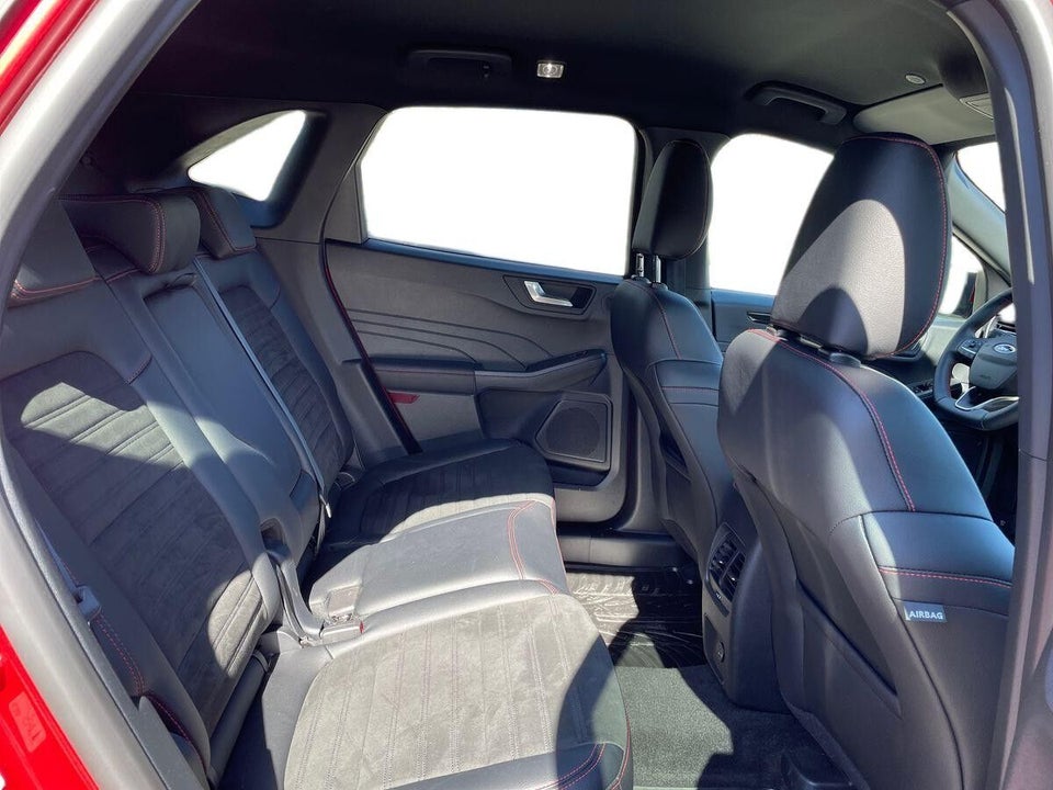 Ford Kuga 2,5 PHEV ST-Line X CVT 5d